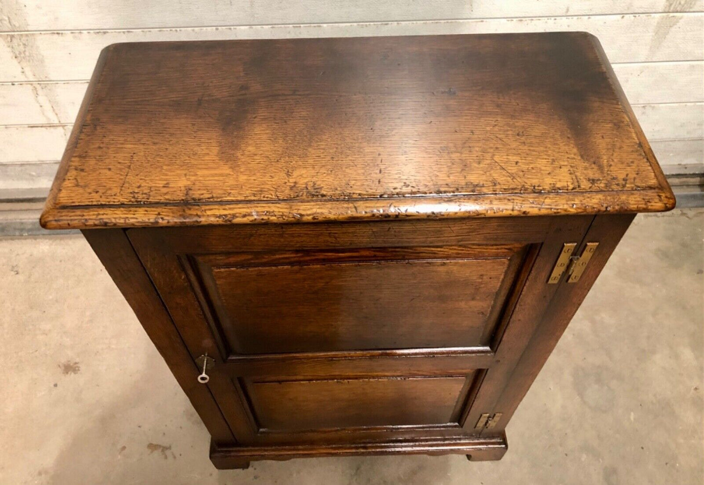 000825....A Handsome Pair Of Vintage Slim Solid Oak Side Cabinets