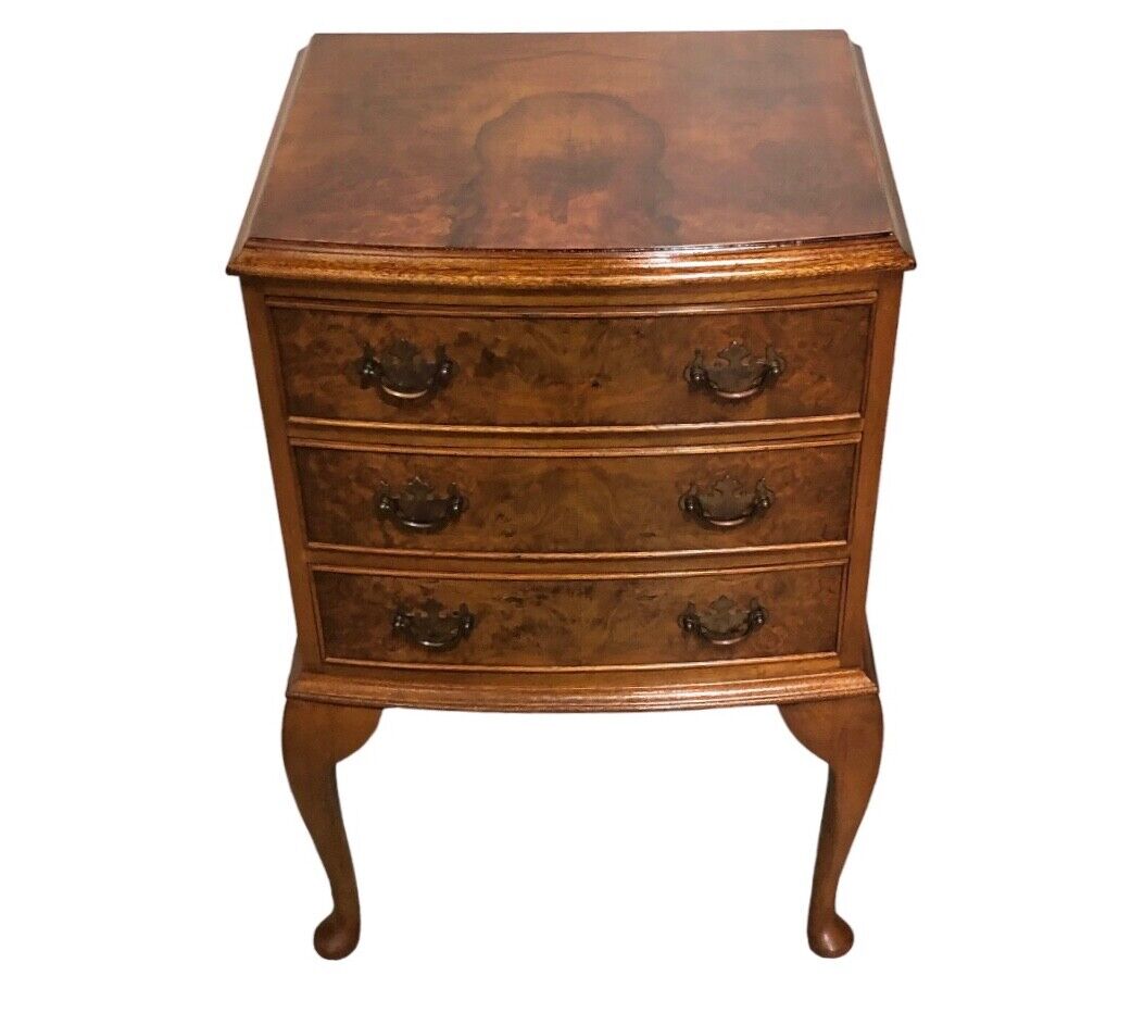 000845....Handsome Vintage Figured Walnut Bedside Lamp Table ( sold )