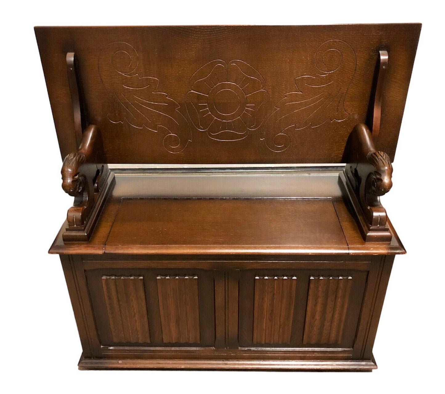 000797....Handsome Vintage Carved Oak Monks Bench / Hall Seat ( sold )