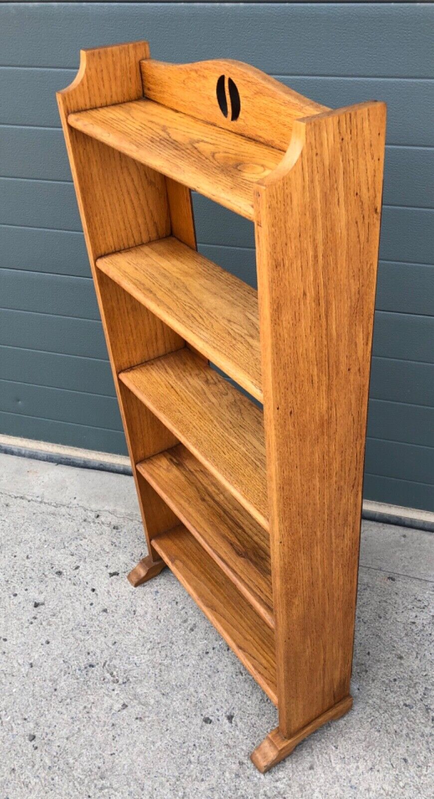 000835....Handsome Arts And Crafts Oak Bookcase / Oak Bookshelves ( sold )