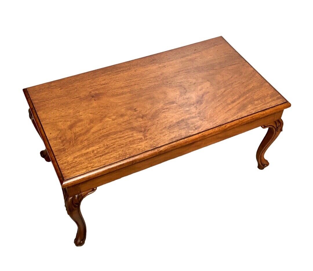 000848....Handsome Vintage Solid Mahogany Coffee Table ( sold )