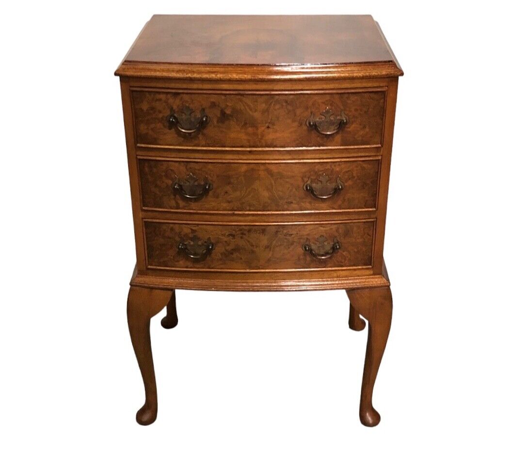 000845....Handsome Vintage Figured Walnut Bedside Lamp Table ( sold )