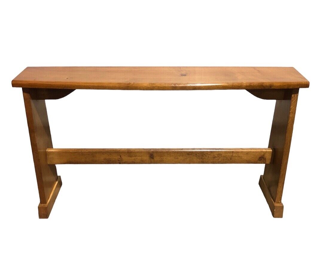 000749....Handsome Vintage Arts And Crafts Style Bench