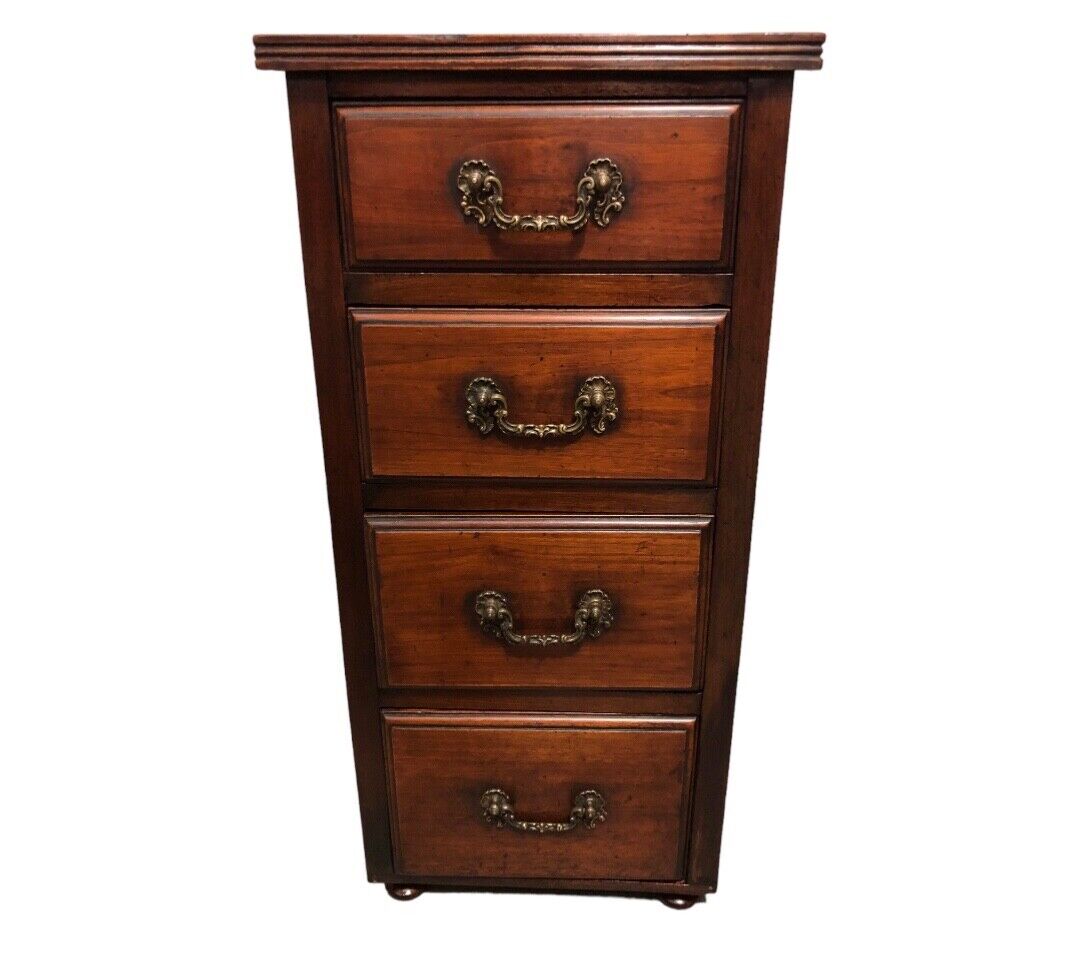 000821.....Handsome Antique Walnut Bedside Chest / Small Chest Of Drawers