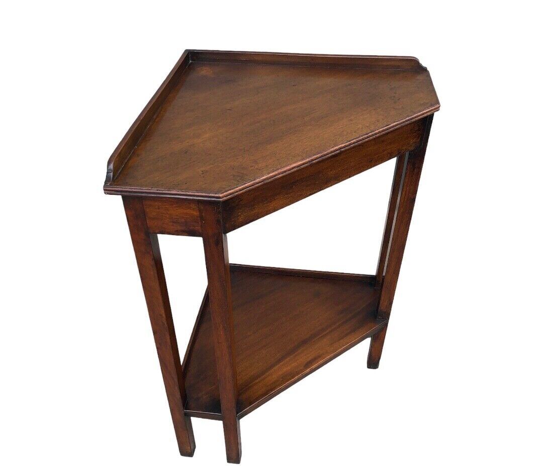 0008333....Arts And Crafts Mahogany Corner / Side Table