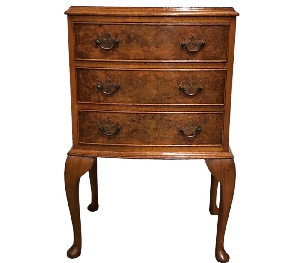 000845....Handsome Vintage Figured Walnut Bedside Lamp Table ( sold )