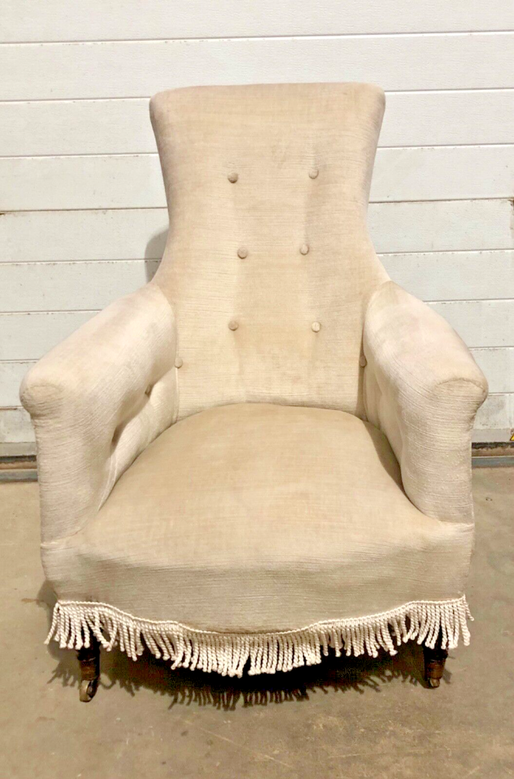 000853....Handsome William 1v Bedroom / Nursing Chair