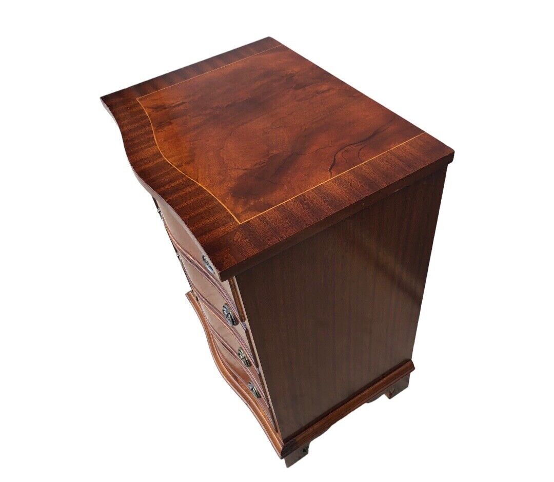 000814....Handsome Vintage Mahogany Bedside Chest / Bedside Table (sold )