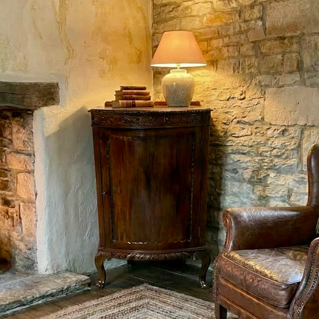 000541....Handsome Edwardian Mahogany Side Or Drinks Cabinet