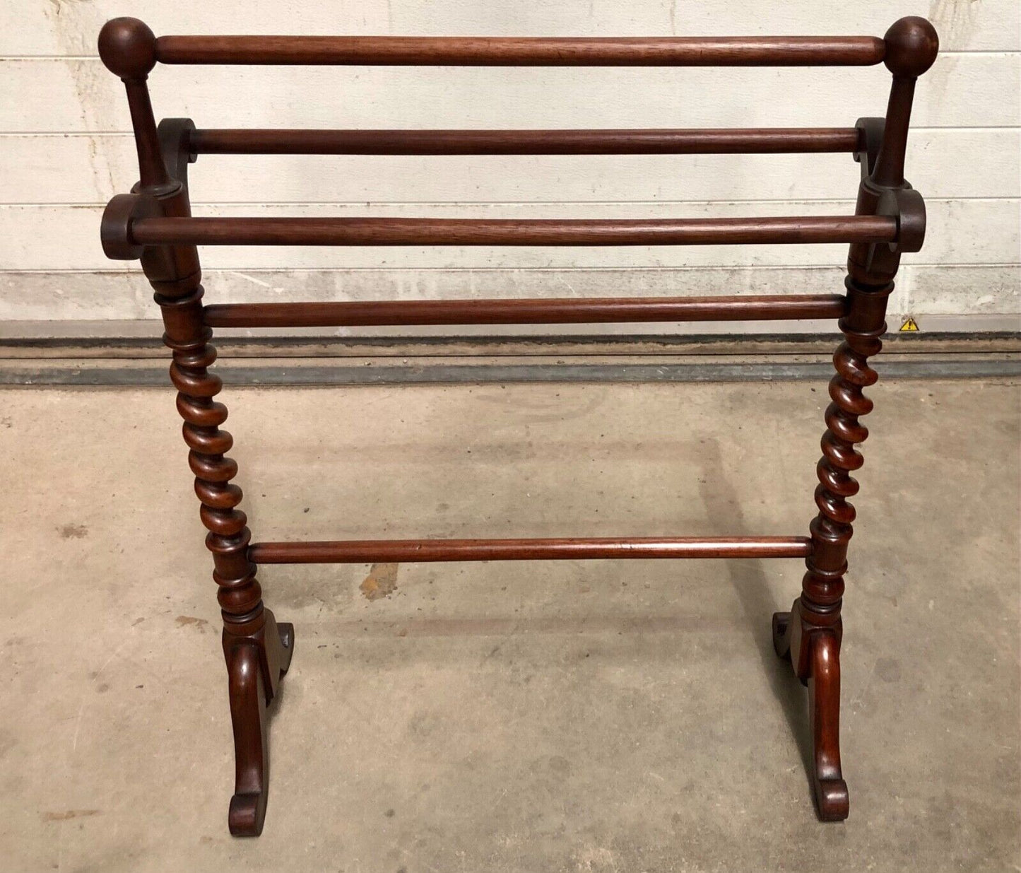 000822....Handsome Antique Mahogany Towel Rail