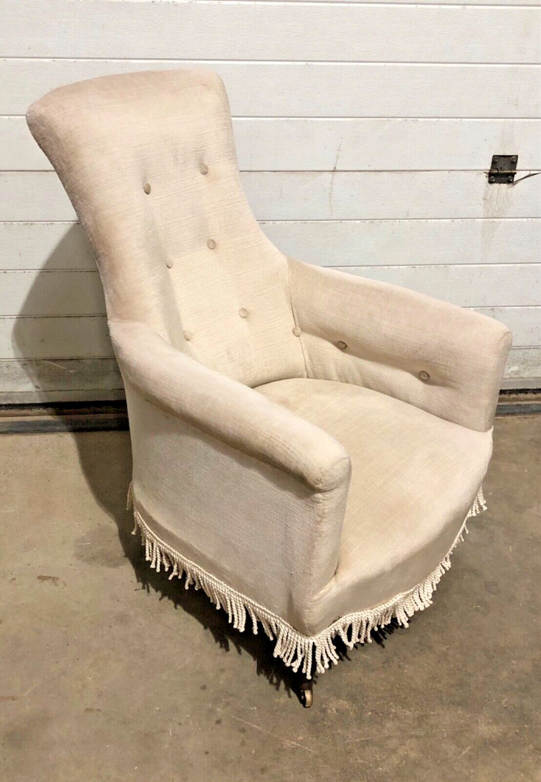 000853....Handsome William 1v Bedroom / Nursing Chair