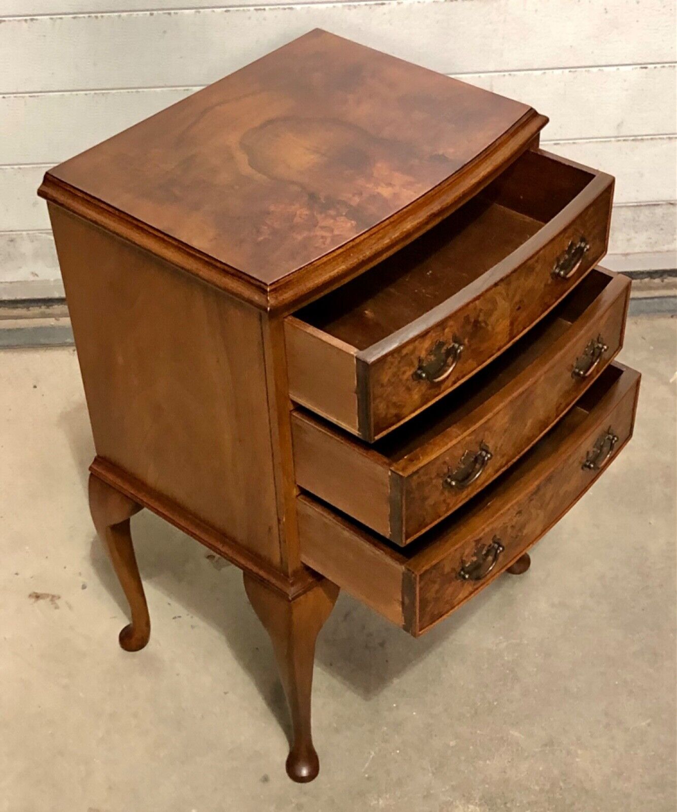 000845....Handsome Vintage Figured Walnut Bedside Lamp Table ( sold )