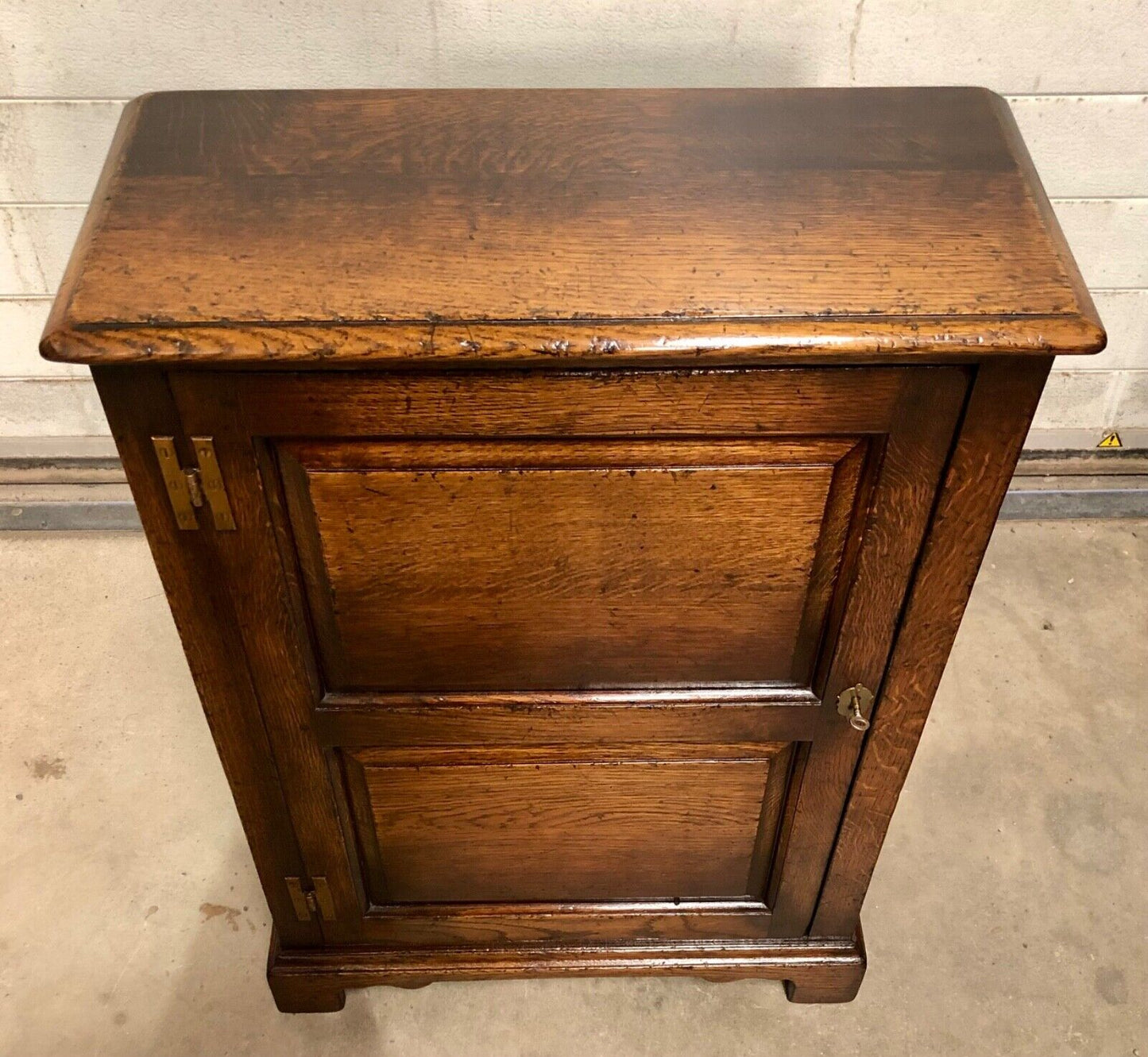 000825....A Handsome Pair Of Vintage Slim Solid Oak Side Cabinets