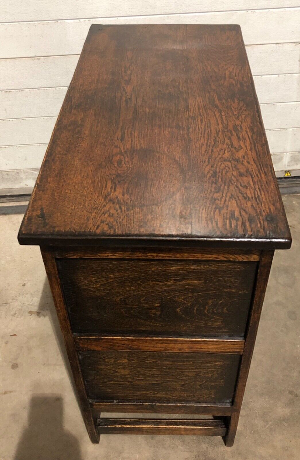 000791....Handsome Vintage Carved Oak Cabinet
