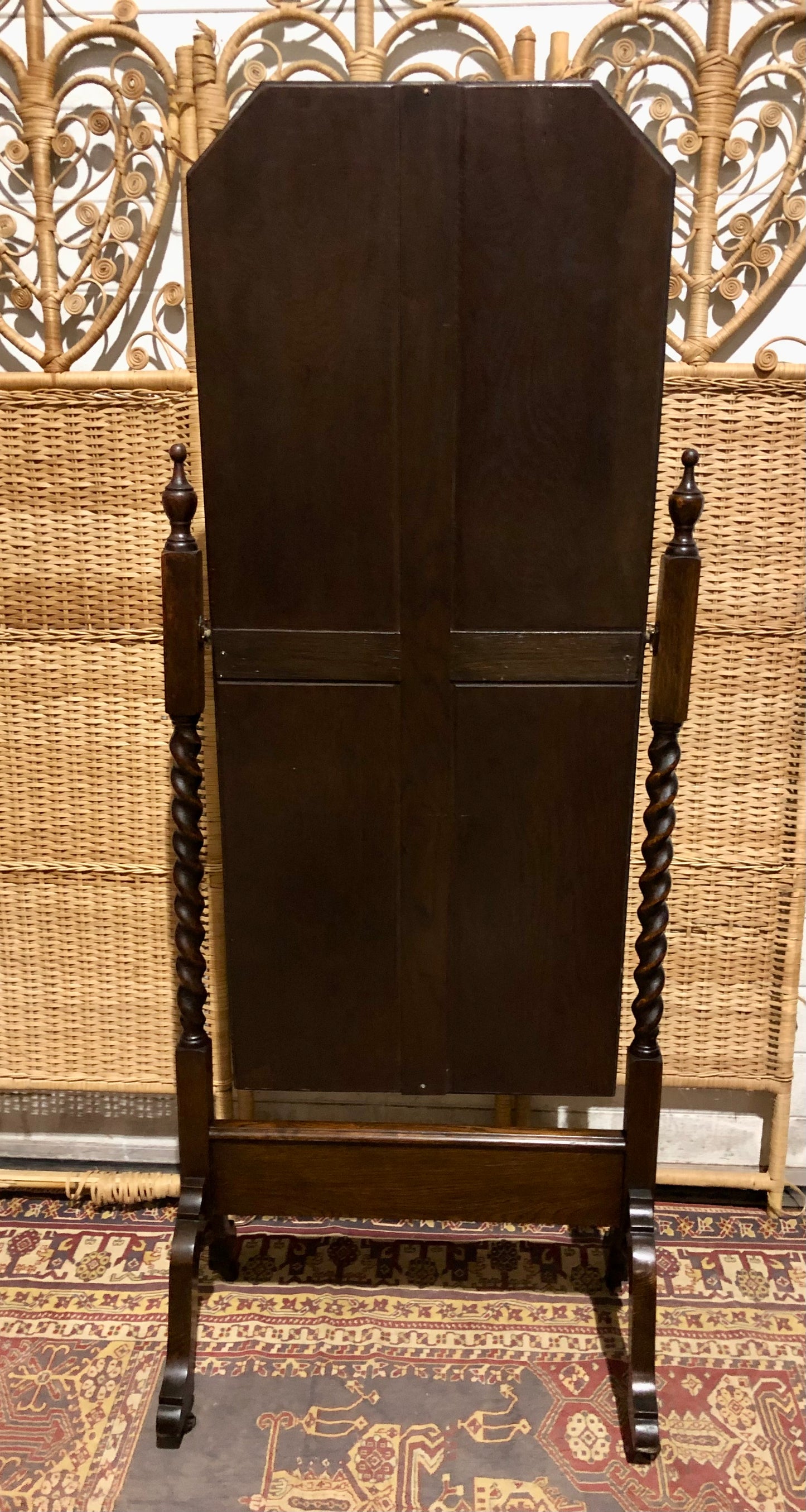 000569....Handsome Vintage Oak Cheval Mirror.