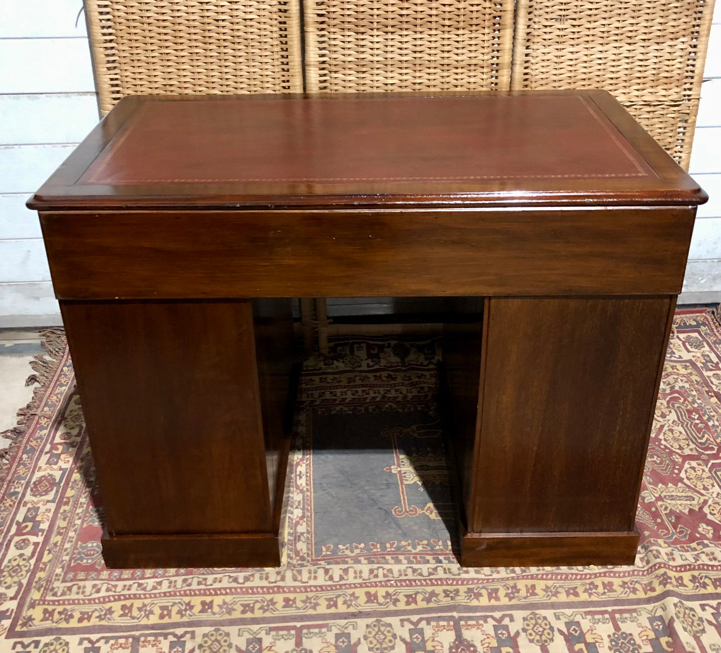 000566....Handsome Small Solid Mahogany Pedestal Desk