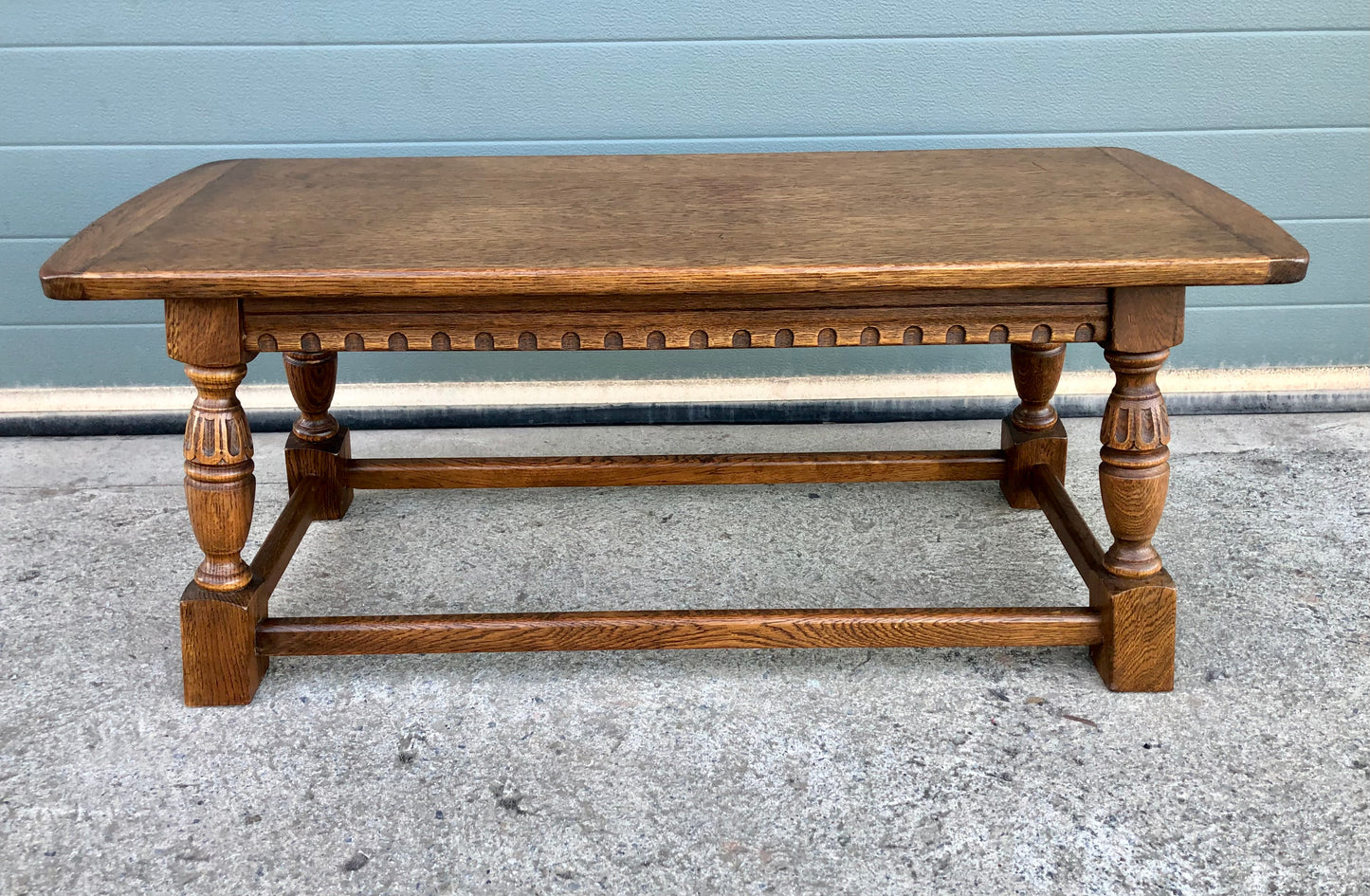 000565....Handsome Solid Carved Oak Coffee Table