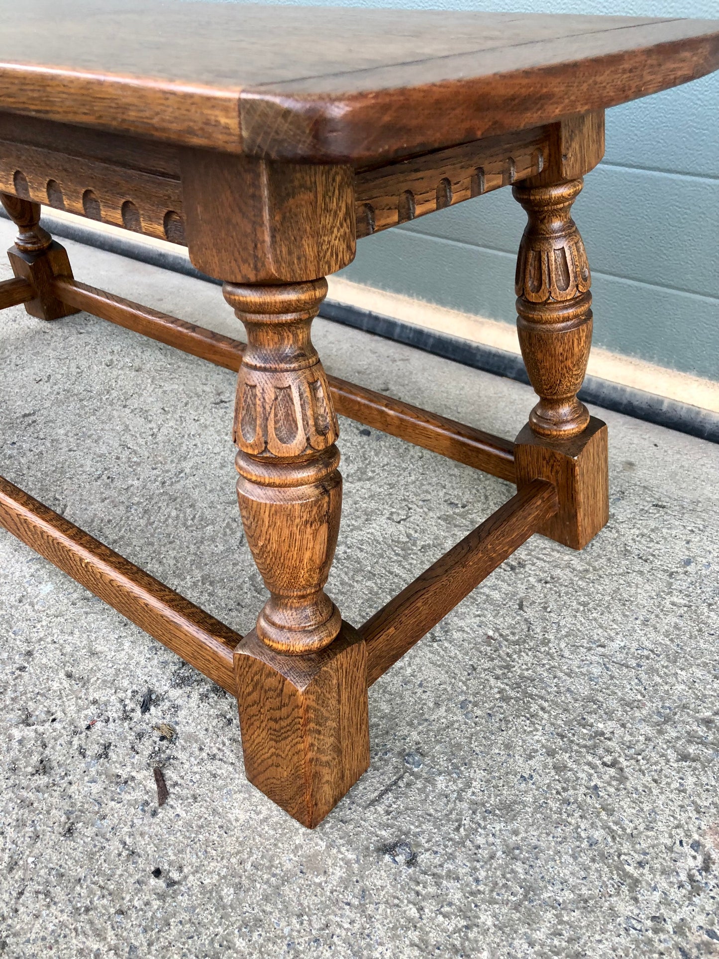 000565....Handsome Solid Carved Oak Coffee Table
