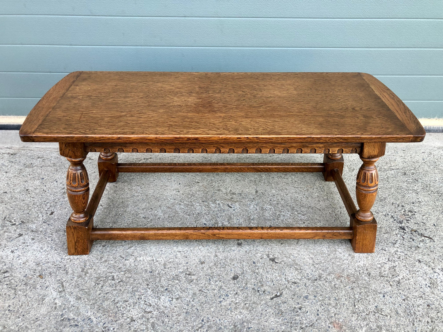 000565....Handsome Solid Carved Oak Coffee Table