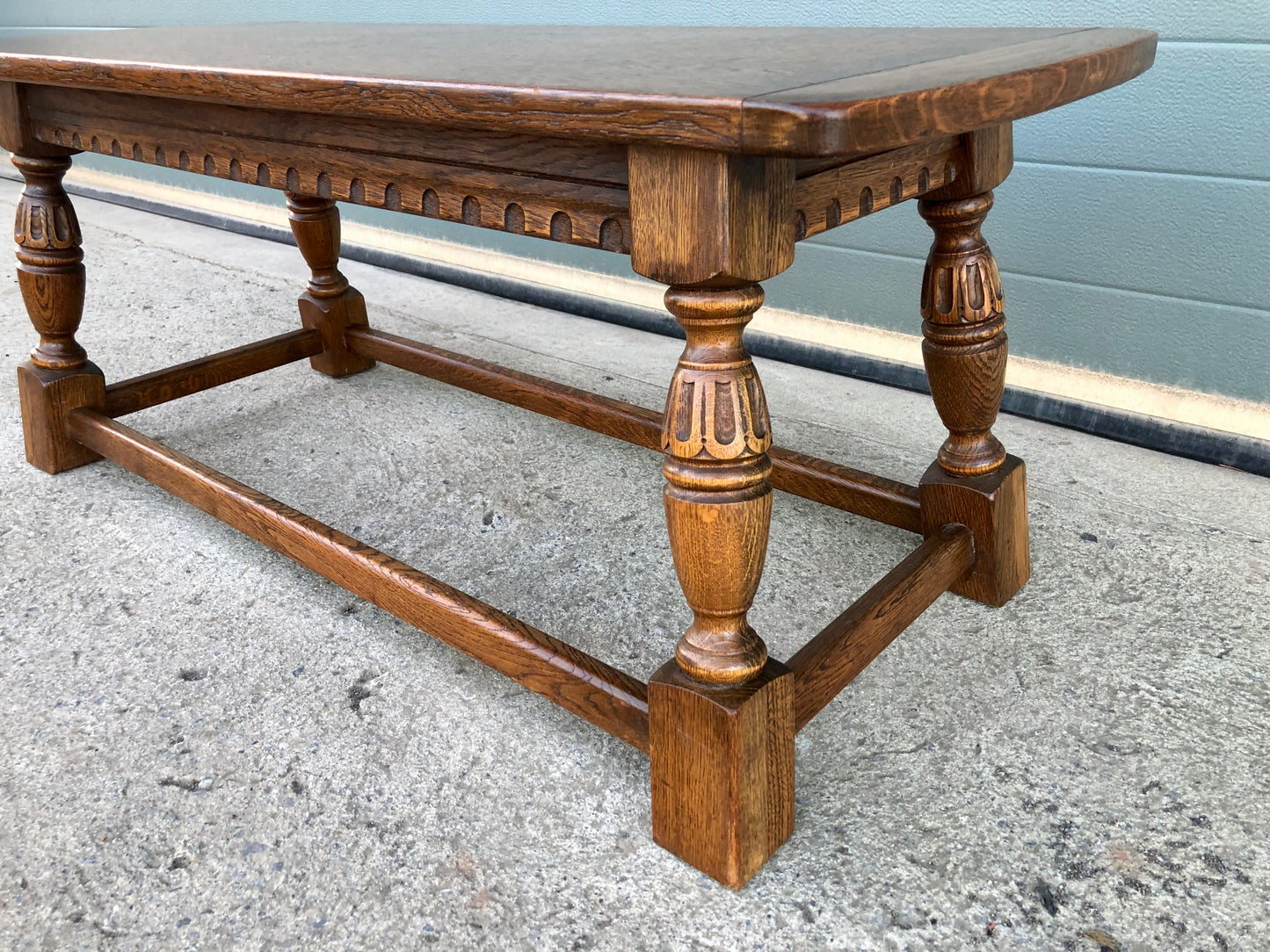 000565....Handsome Solid Carved Oak Coffee Table