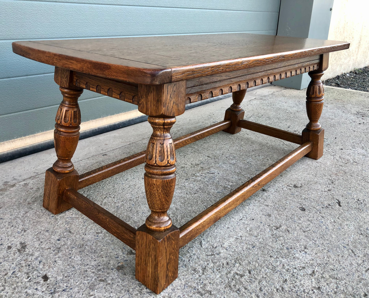 000565....Handsome Solid Carved Oak Coffee Table