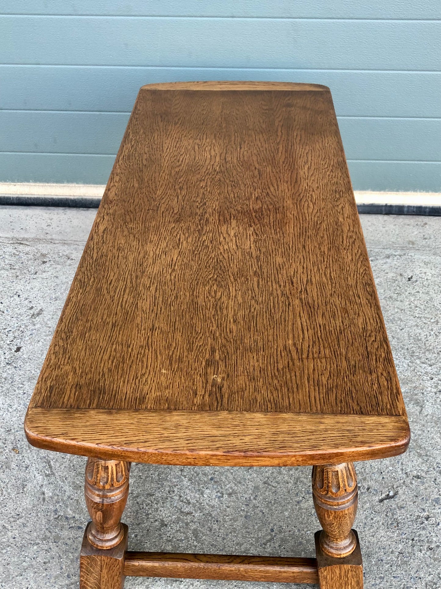 000565....Handsome Solid Carved Oak Coffee Table