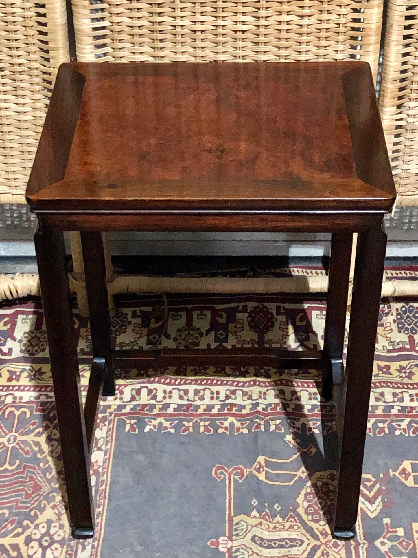 000564....Handsome Nest Of Oriental Tables