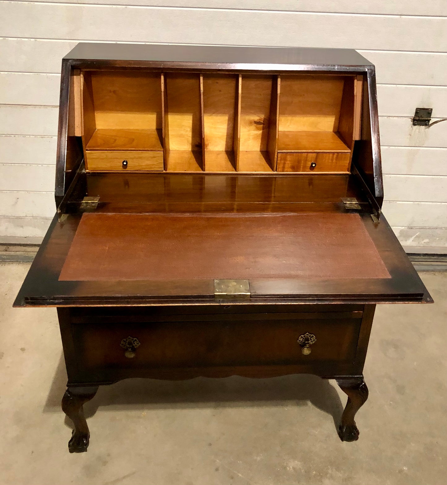 000725....Handsome Vintage Figured Walnut Writing Bureau ( sold )