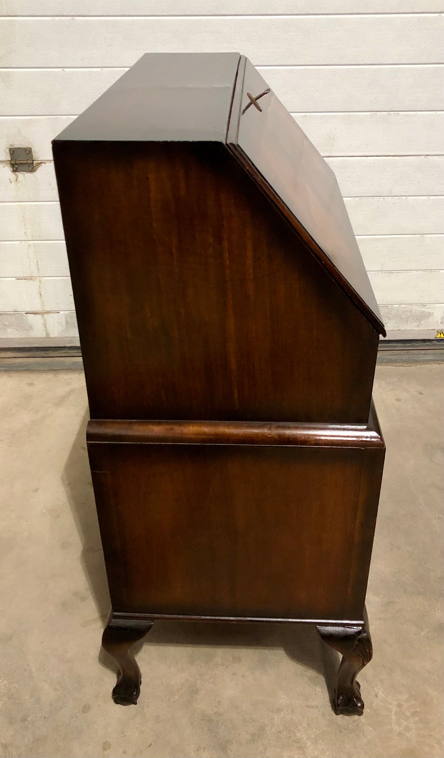 000725....Handsome Vintage Figured Walnut Writing Bureau ( sold )