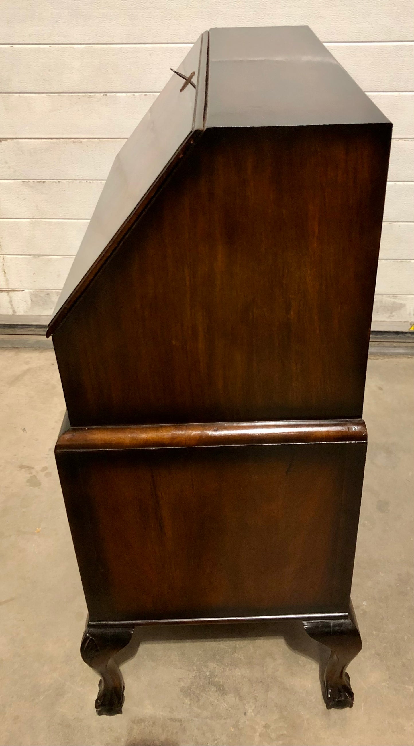 000725....Handsome Vintage Figured Walnut Writing Bureau ( sold )