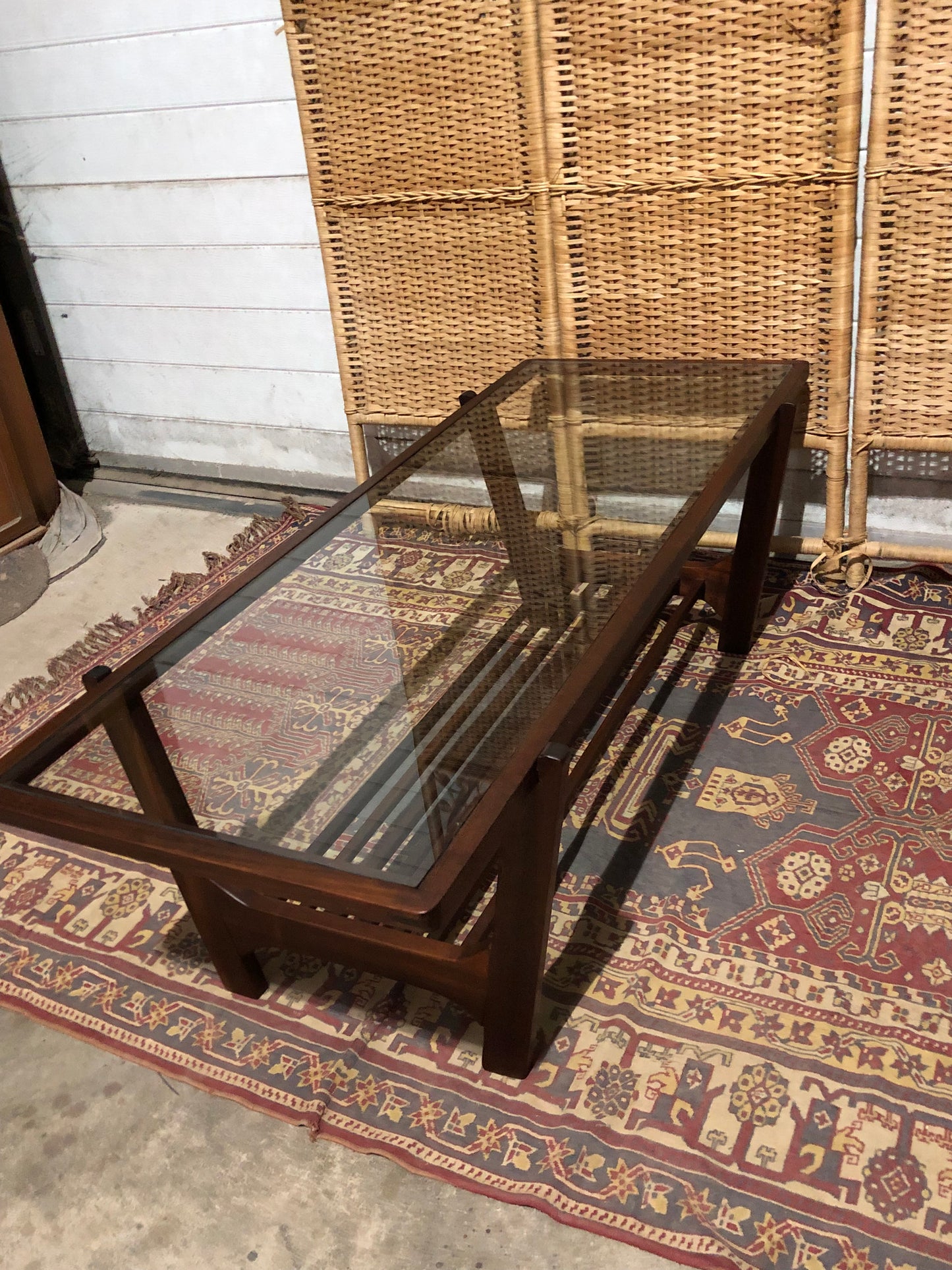 000557....Handsome Retro Teak Coffee Table