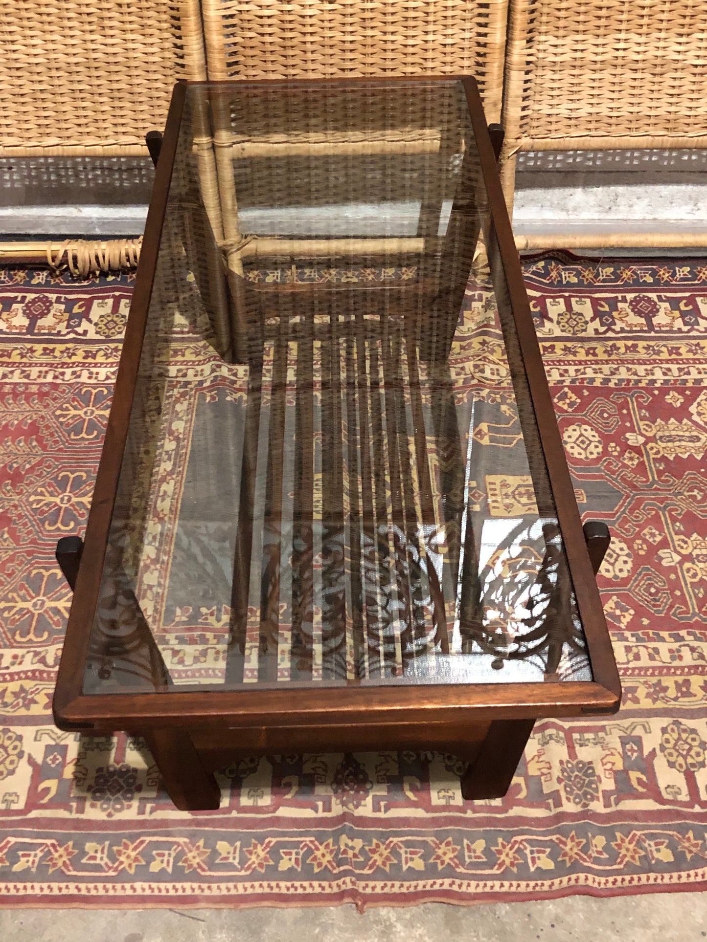 000557....Handsome Retro Teak Coffee Table