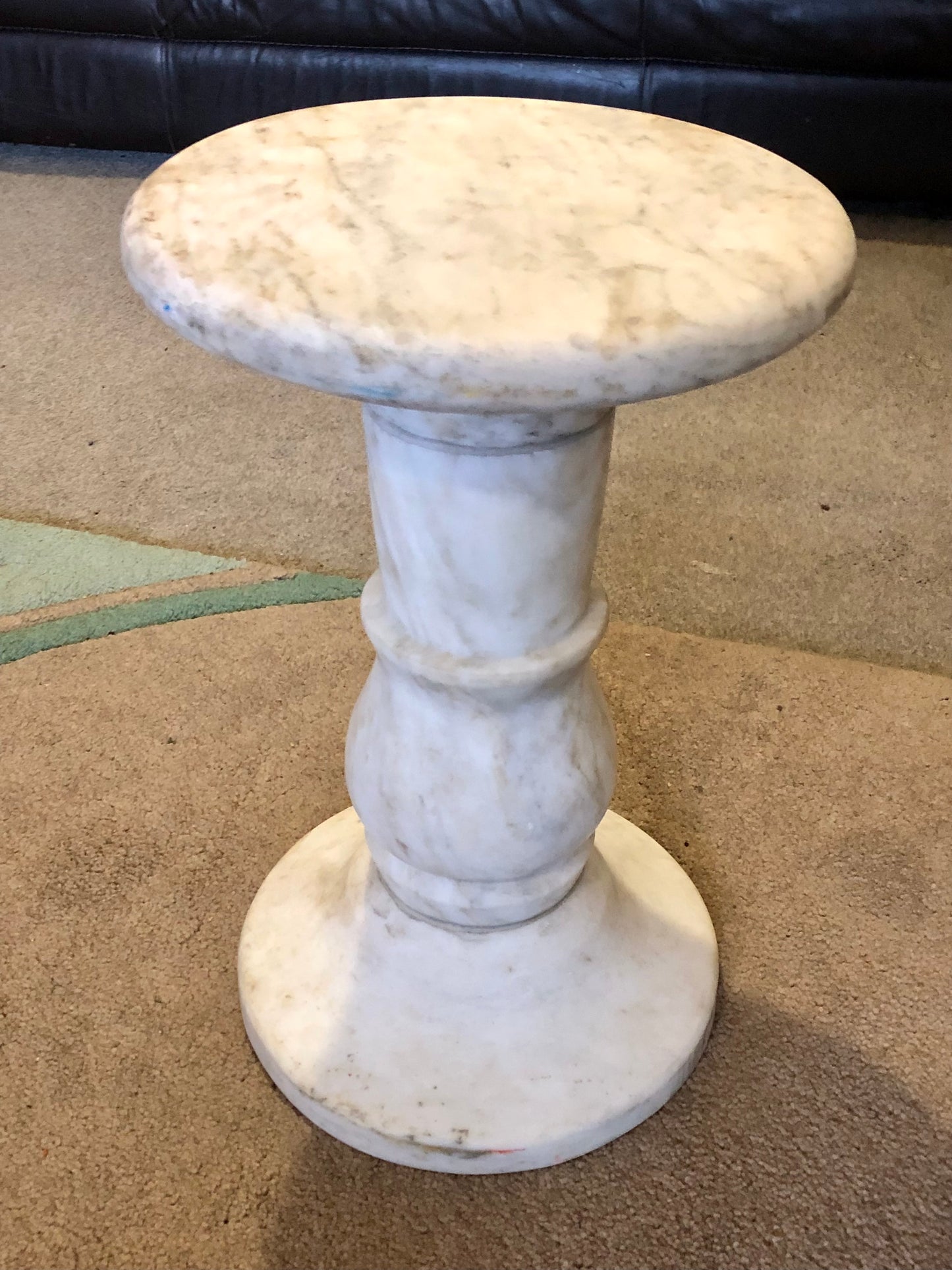 000554....Handsome Antique Off White Marble Pedestal