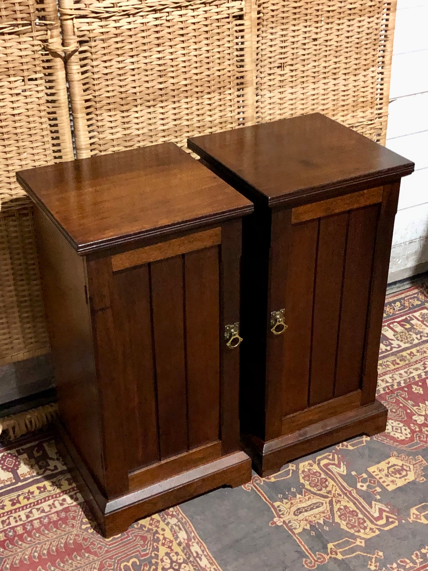 000542....Handsome Pair Of Edwardian Walnut Bedside Tables Or Nightstands ( sold )