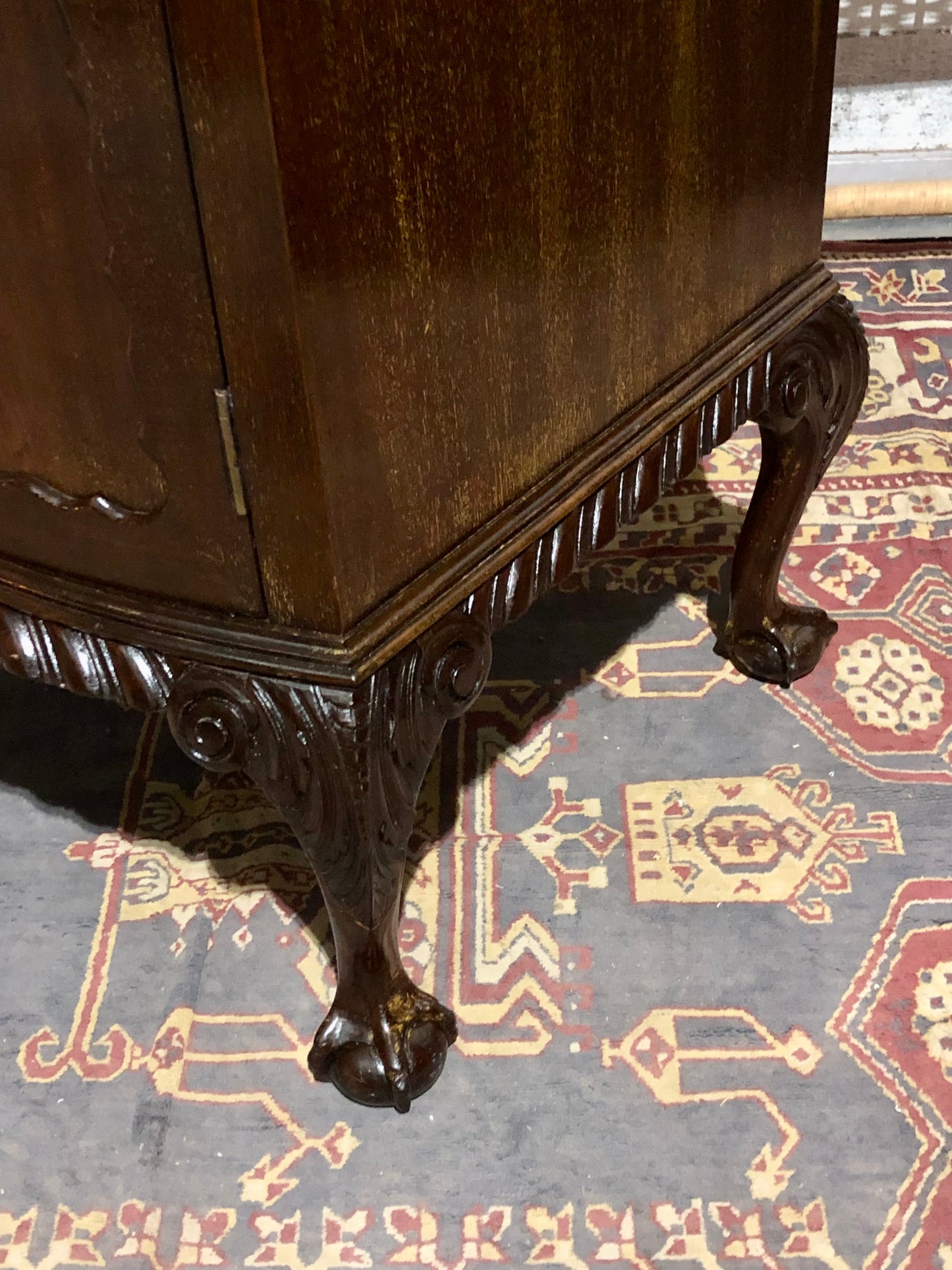 000541....Handsome Edwardian Mahogany Side Or Drinks Cabinet