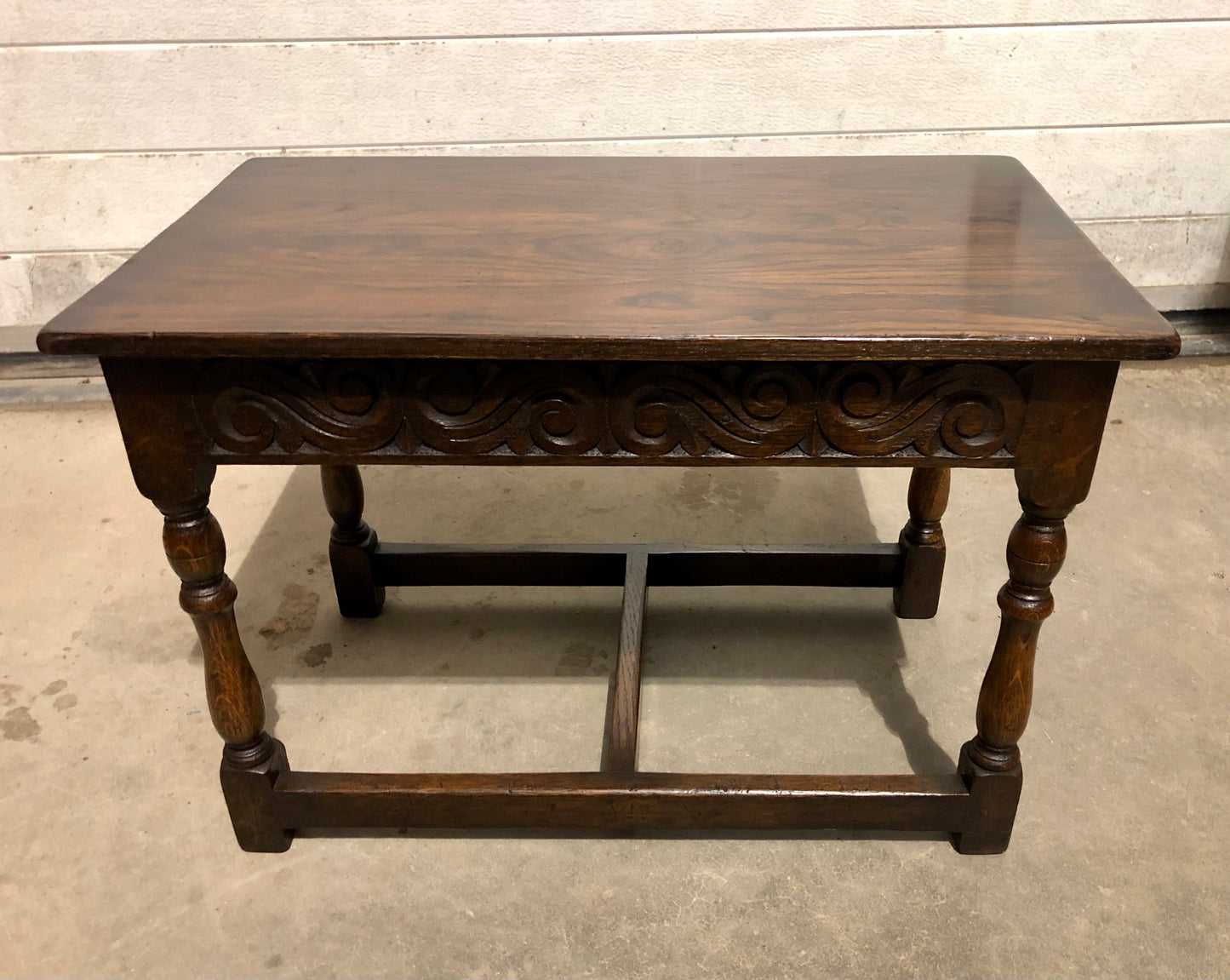 000702....Handsome Vintage Carved Oak Nest Of Three Coffee Tables