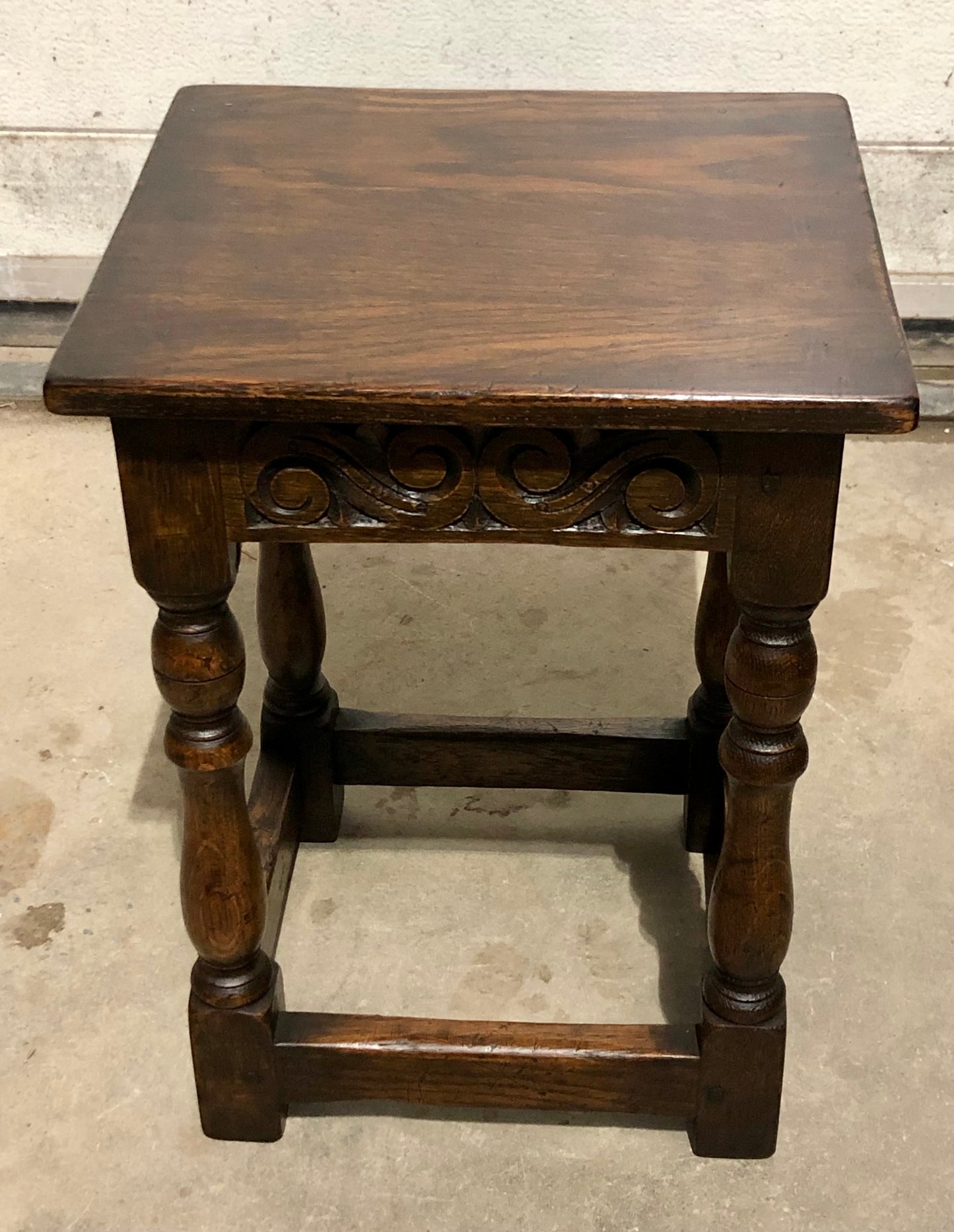 000702....Handsome Vintage Carved Oak Nest Of Three Coffee Tables