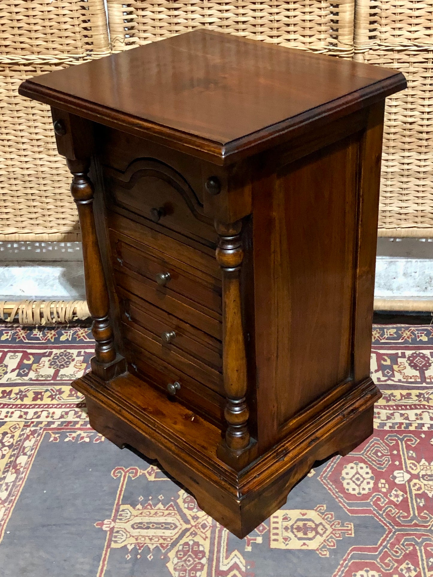 000536...Handsome Pair Of Vintage Mahogany Bedside Chests ( sold )