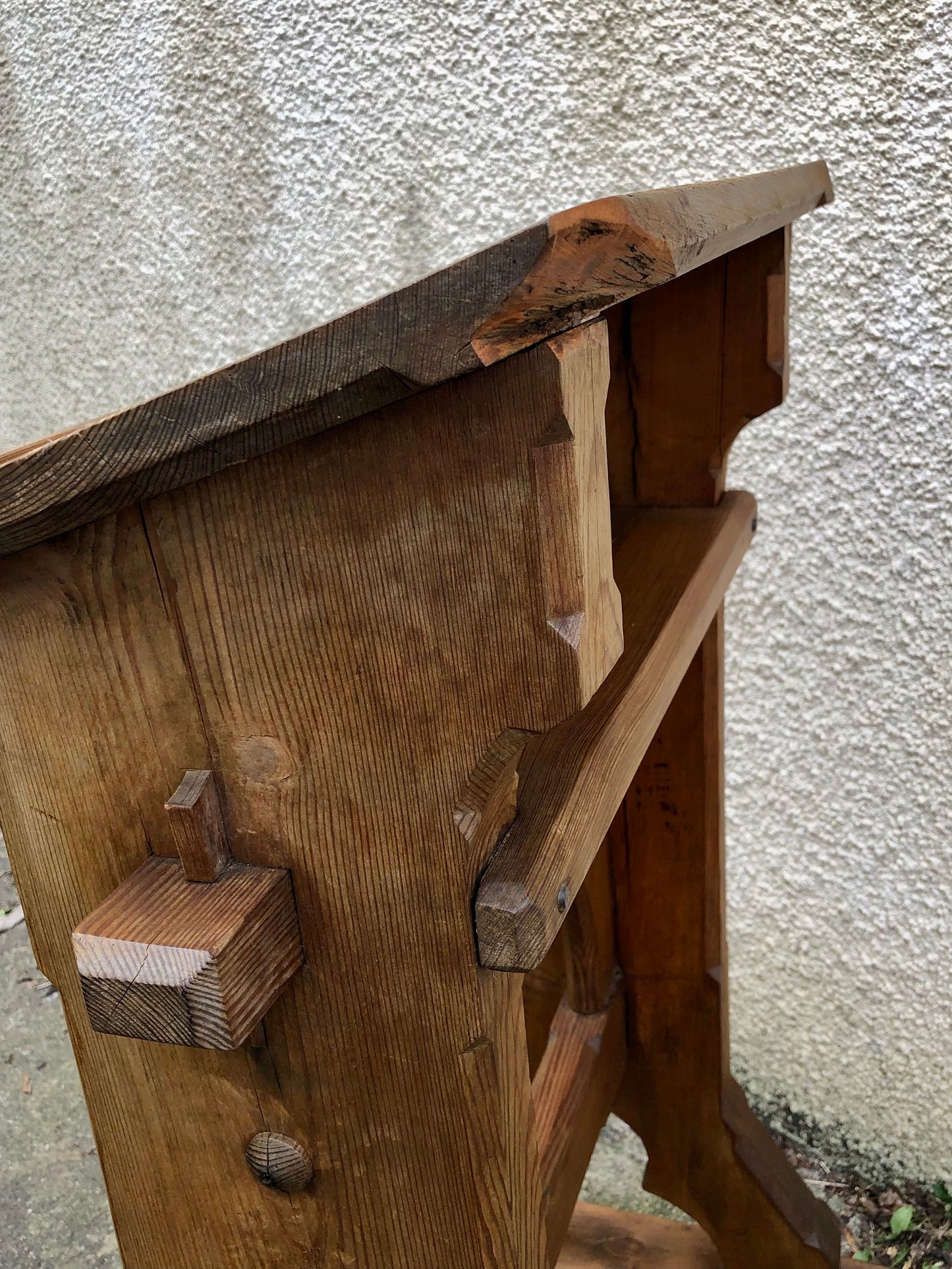 000530...Handsome Small Gothic Pine Lectern Or Book Stand