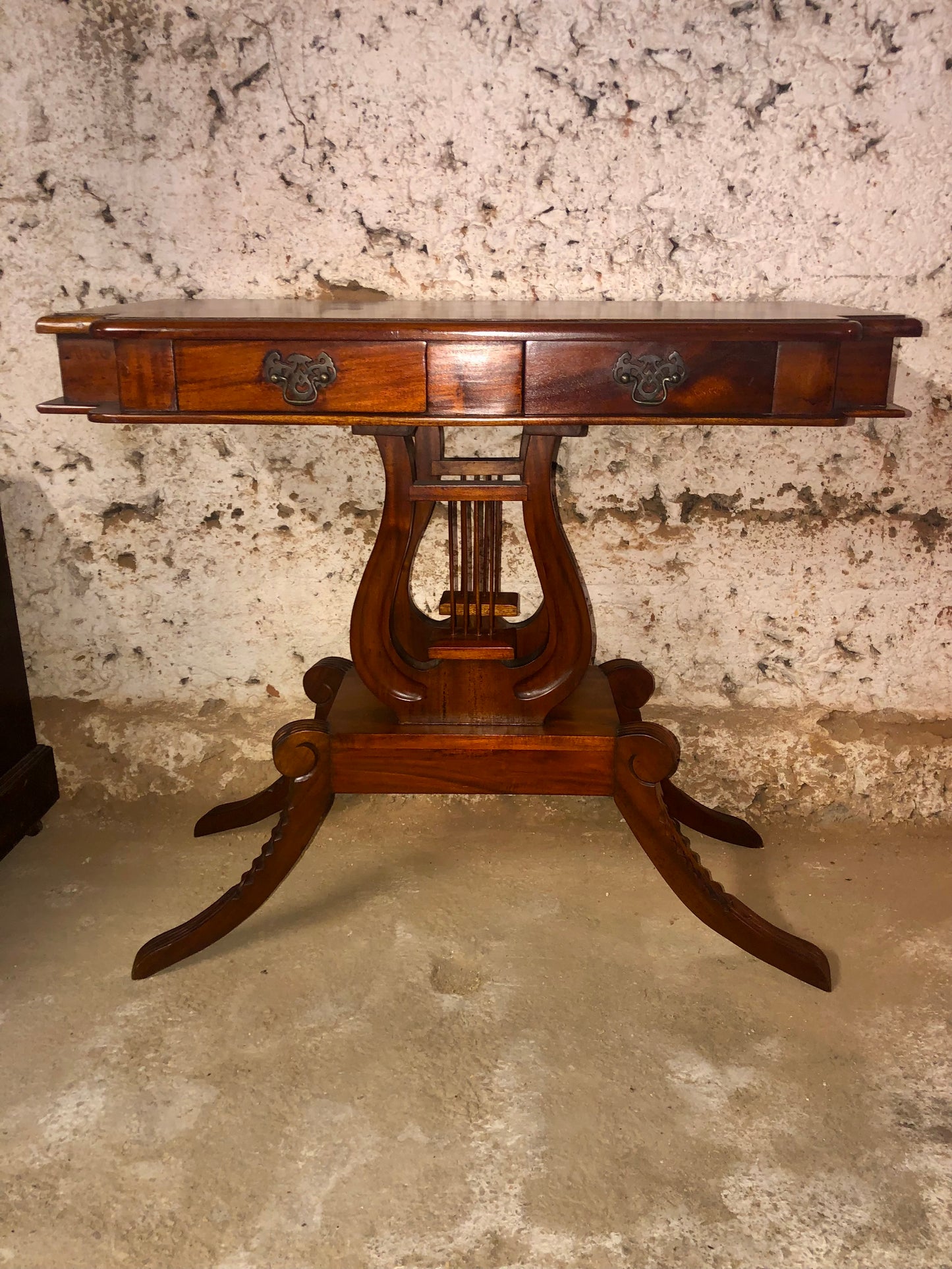 000529...Handsome Vintage Reproduction Mahogany Hall Table