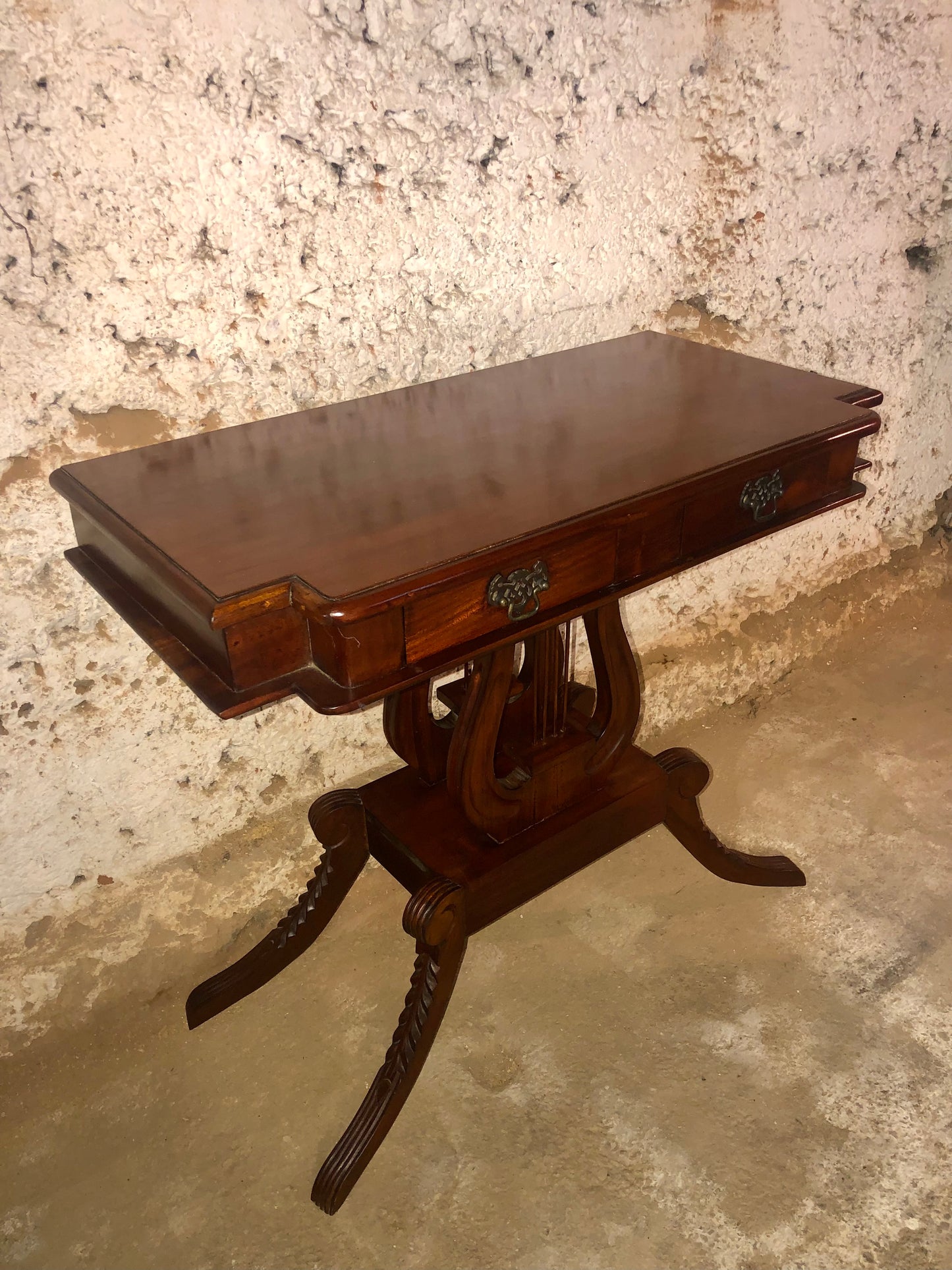 000529...Handsome Vintage Reproduction Mahogany Hall Table