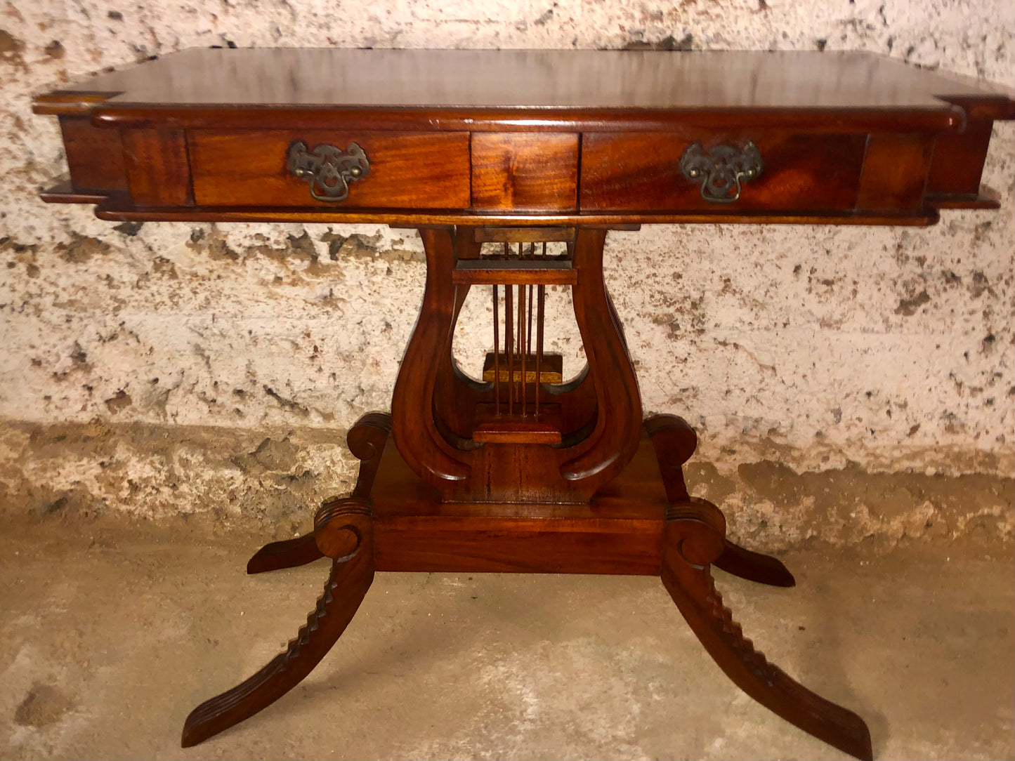 000529...Handsome Vintage Reproduction Mahogany Hall Table