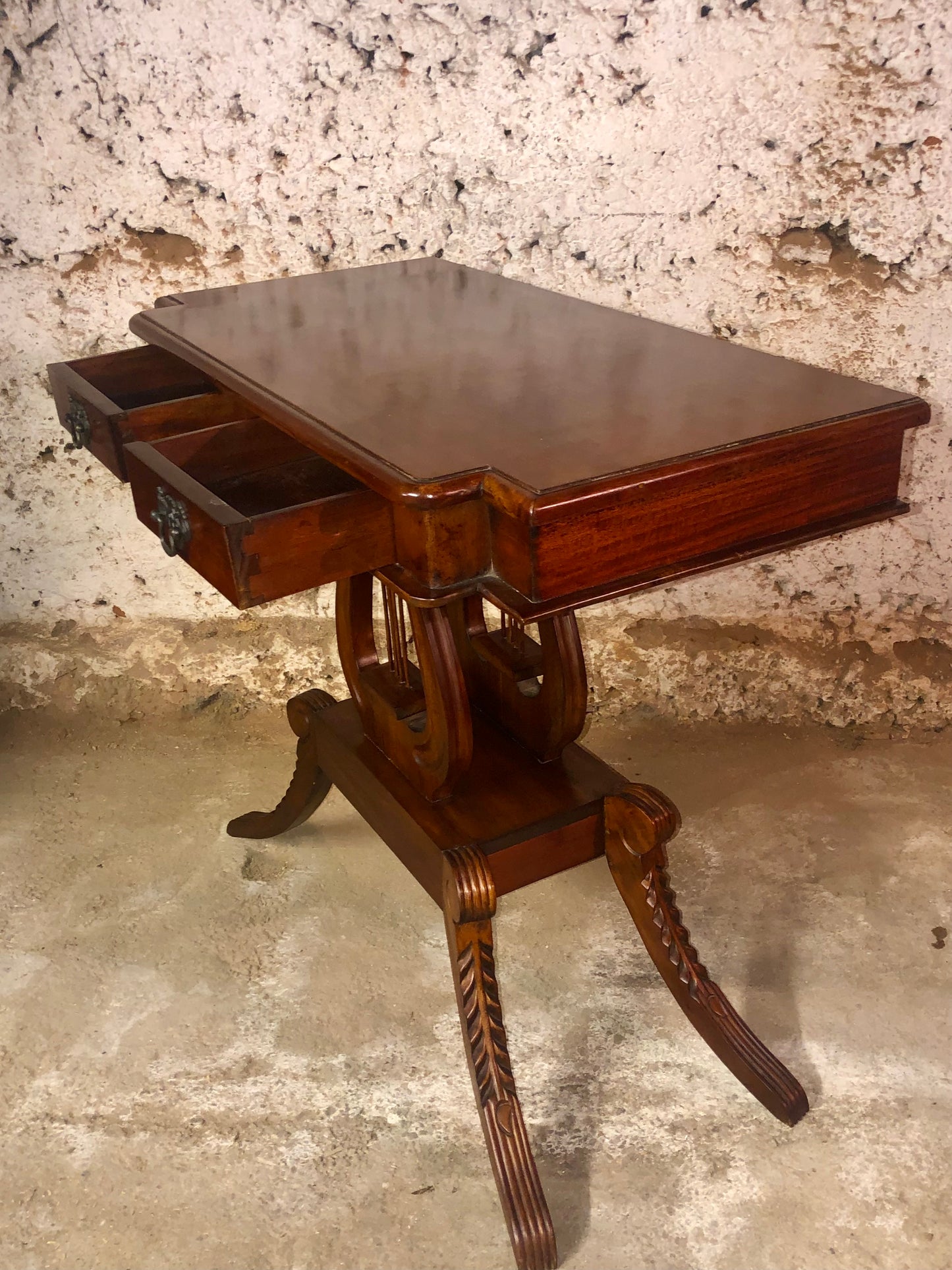 000529...Handsome Vintage Reproduction Mahogany Hall Table