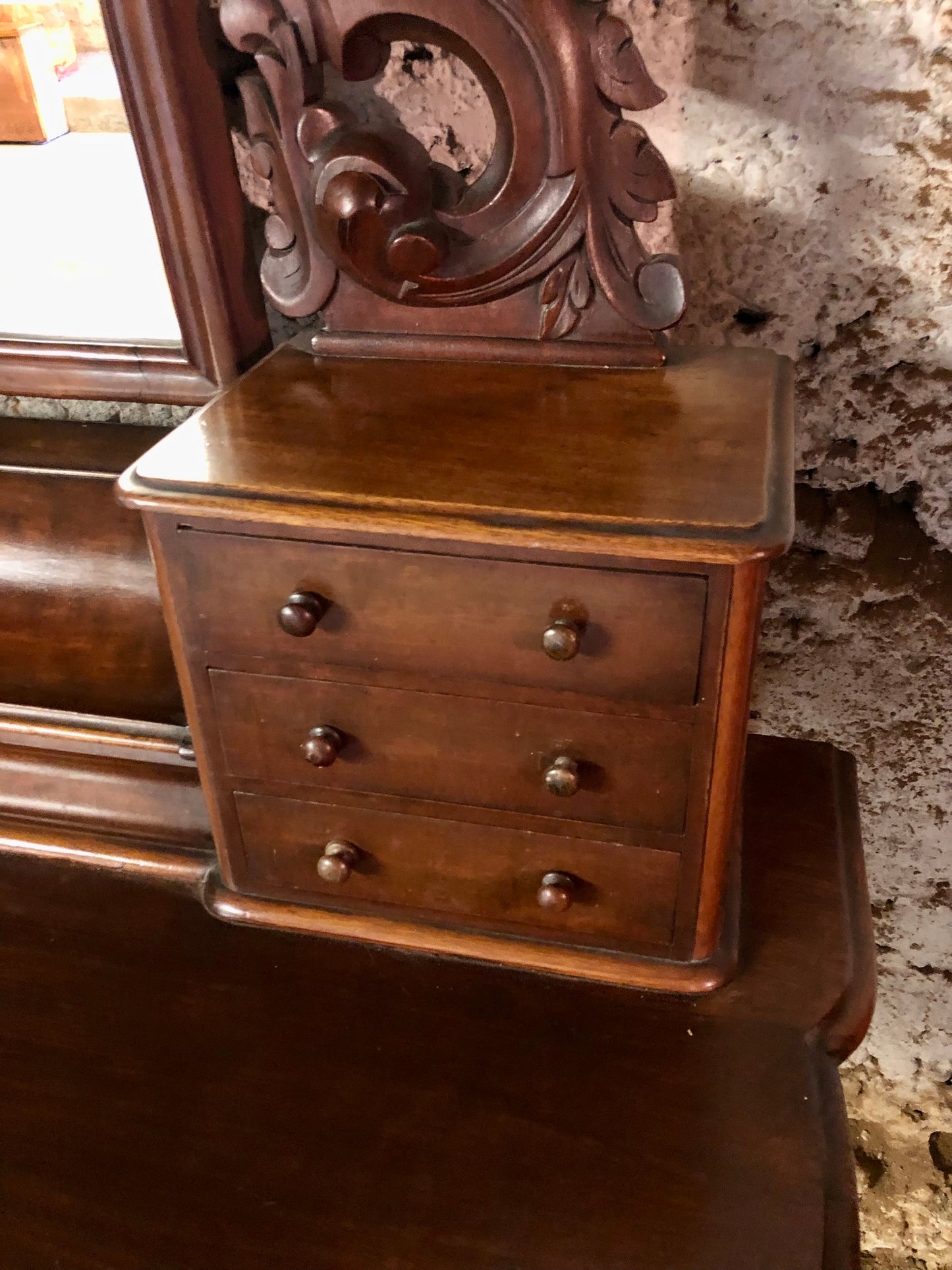 000527....Handsome Antique Mahogany Duchess Dessing Table.