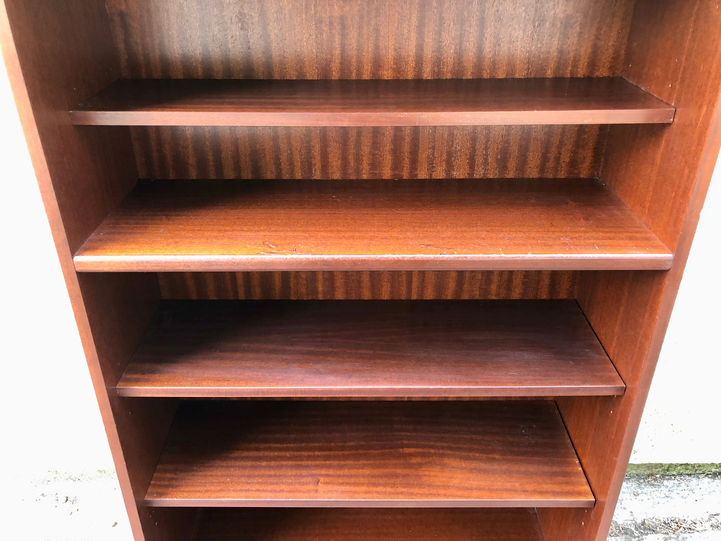 000520....Handsome Vintage Mahogany Bookcase