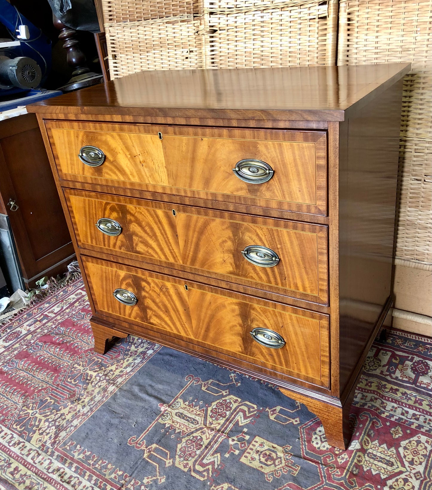 000513....Chest Of Drawers Vintage Mahogany