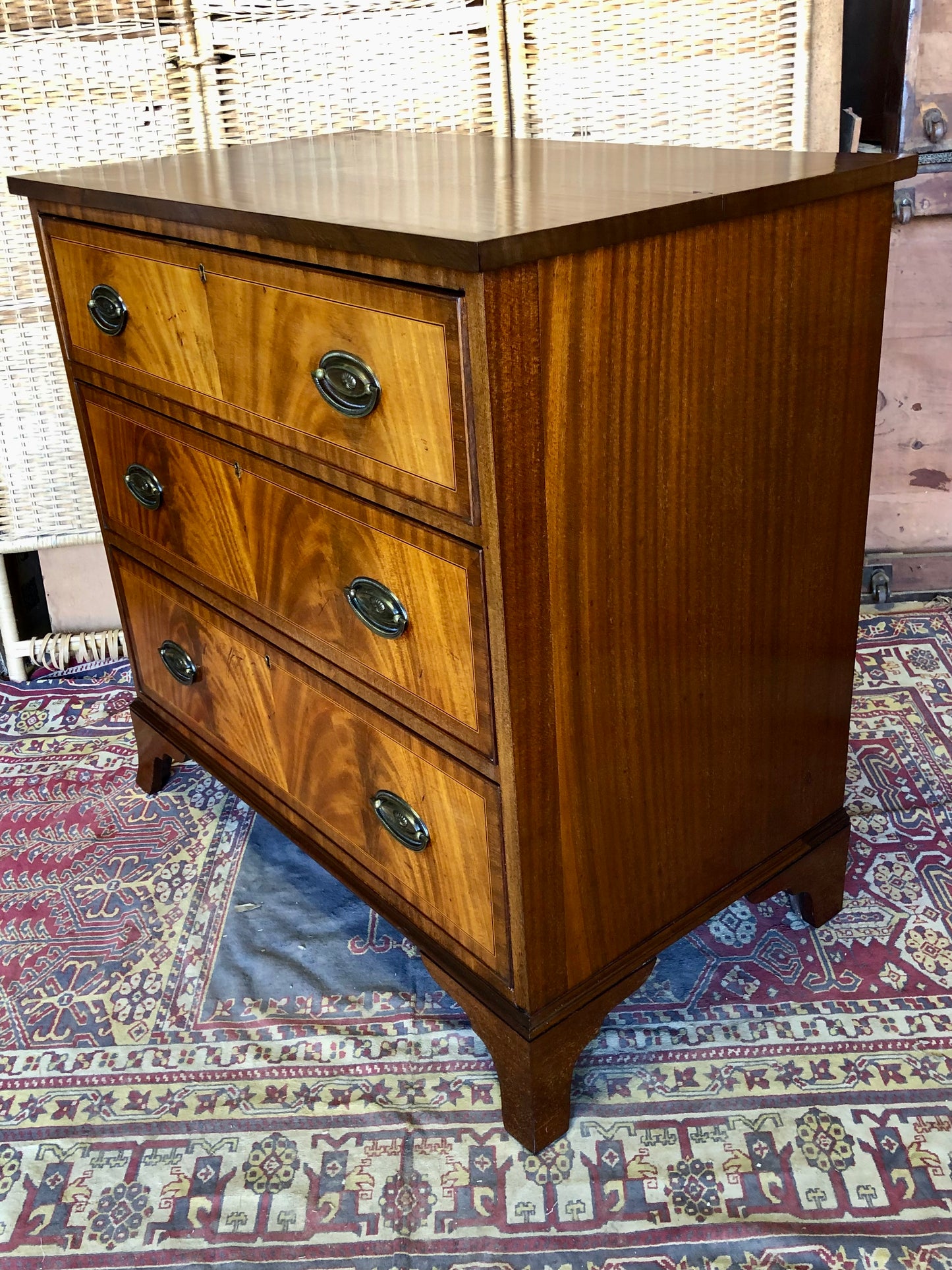 000513....Chest Of Drawers Vintage Mahogany