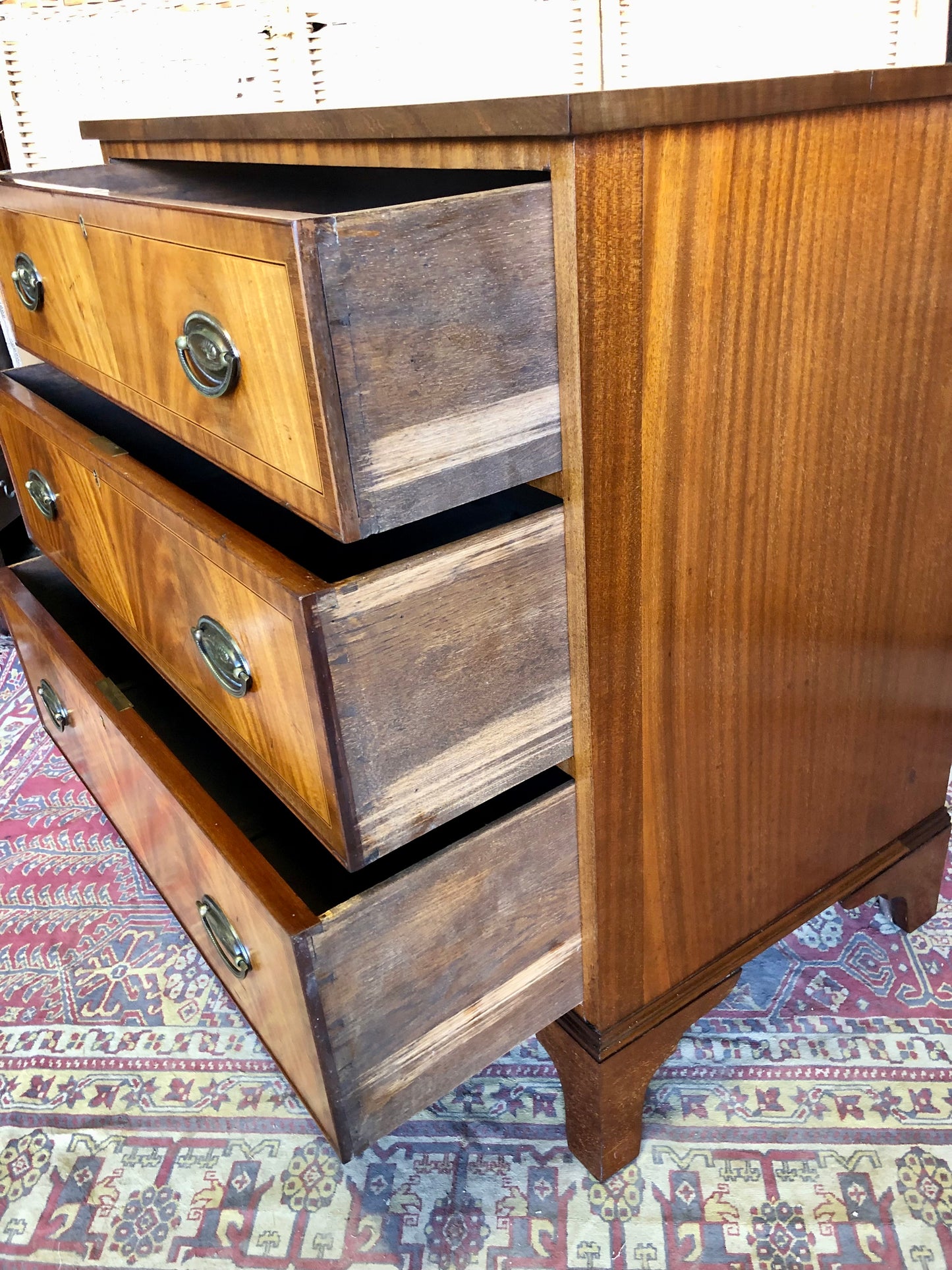 000513....Chest Of Drawers Vintage Mahogany