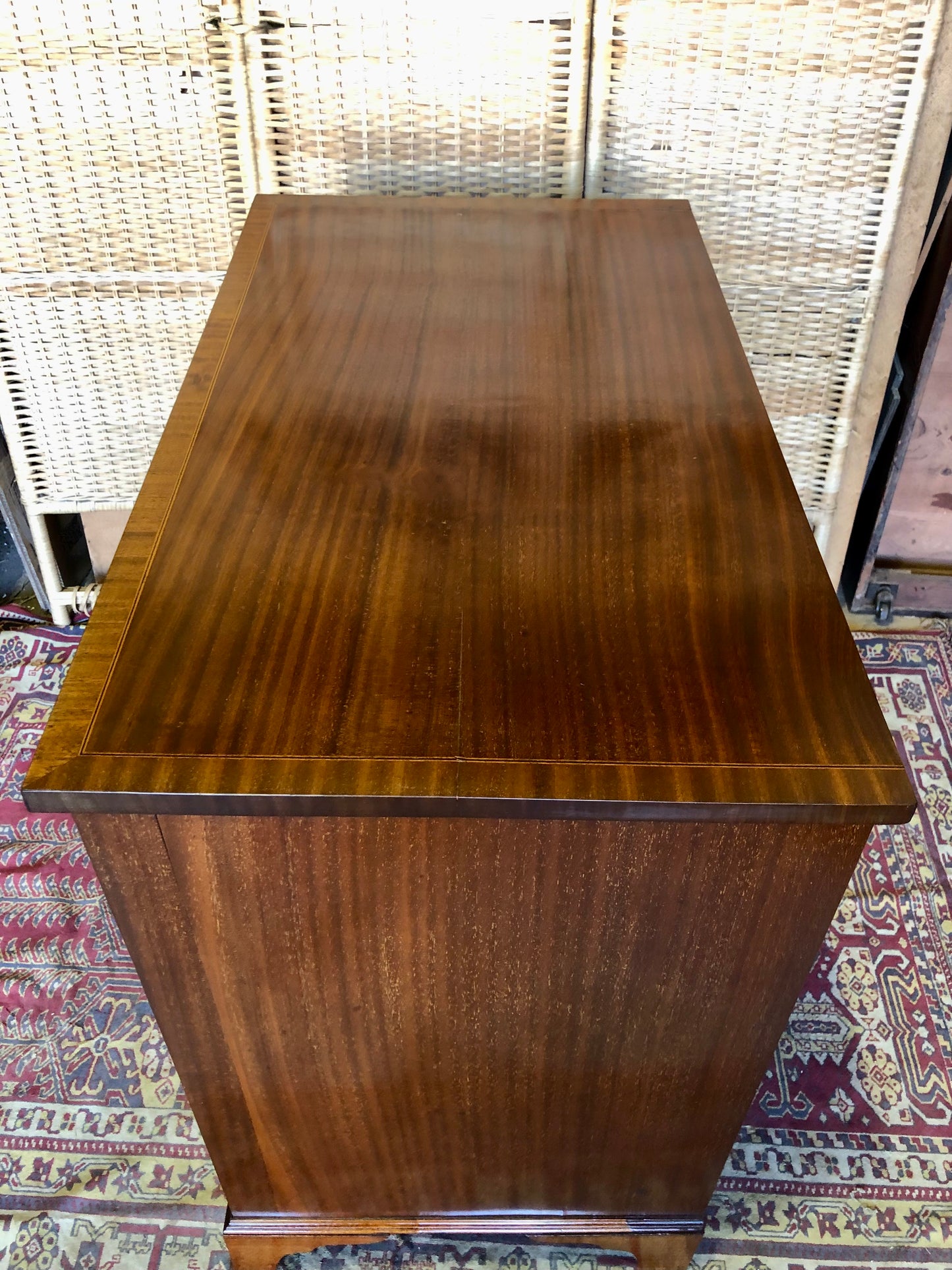 000513....Chest Of Drawers Vintage Mahogany