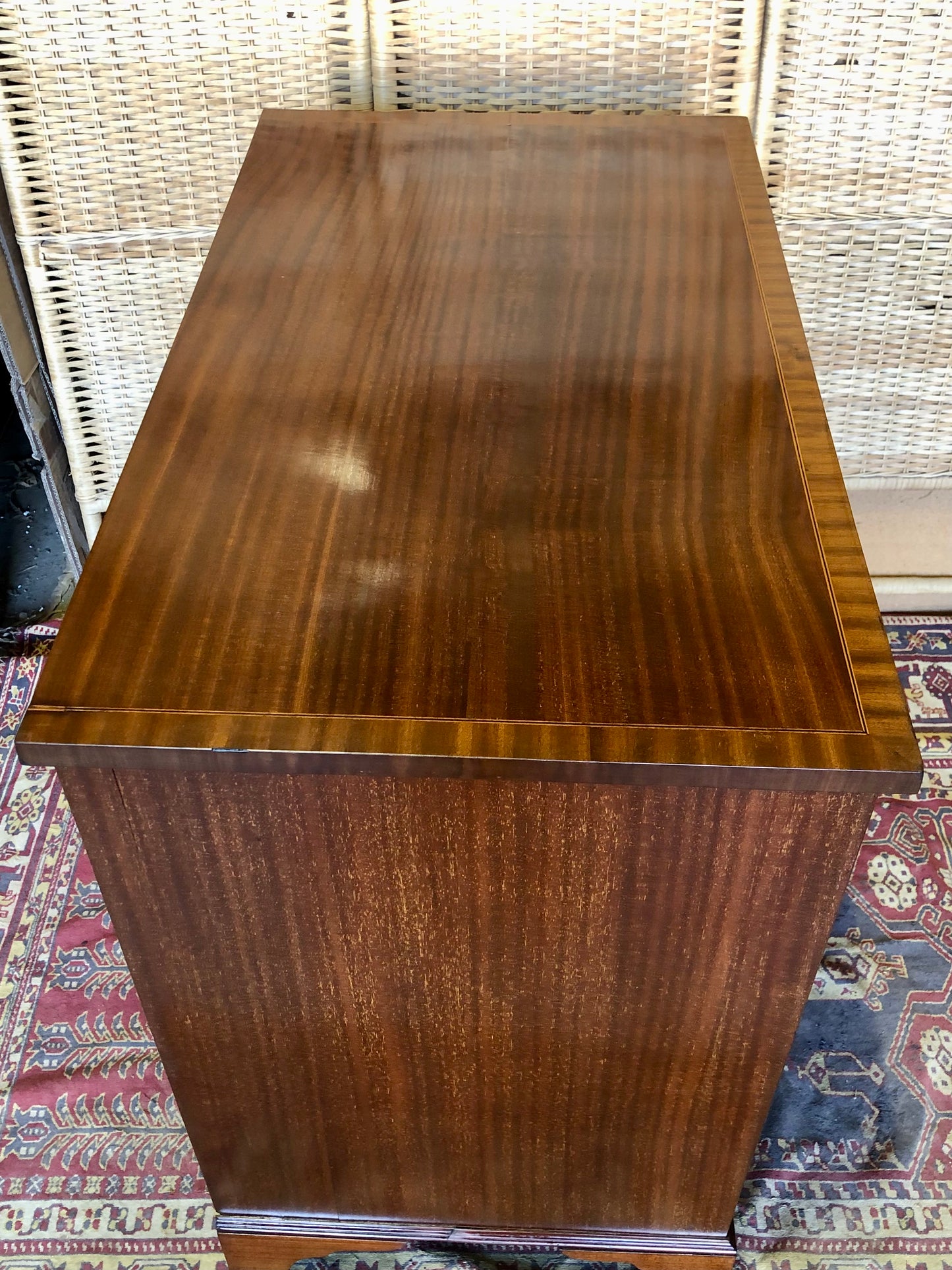 000513....Chest Of Drawers Vintage Mahogany